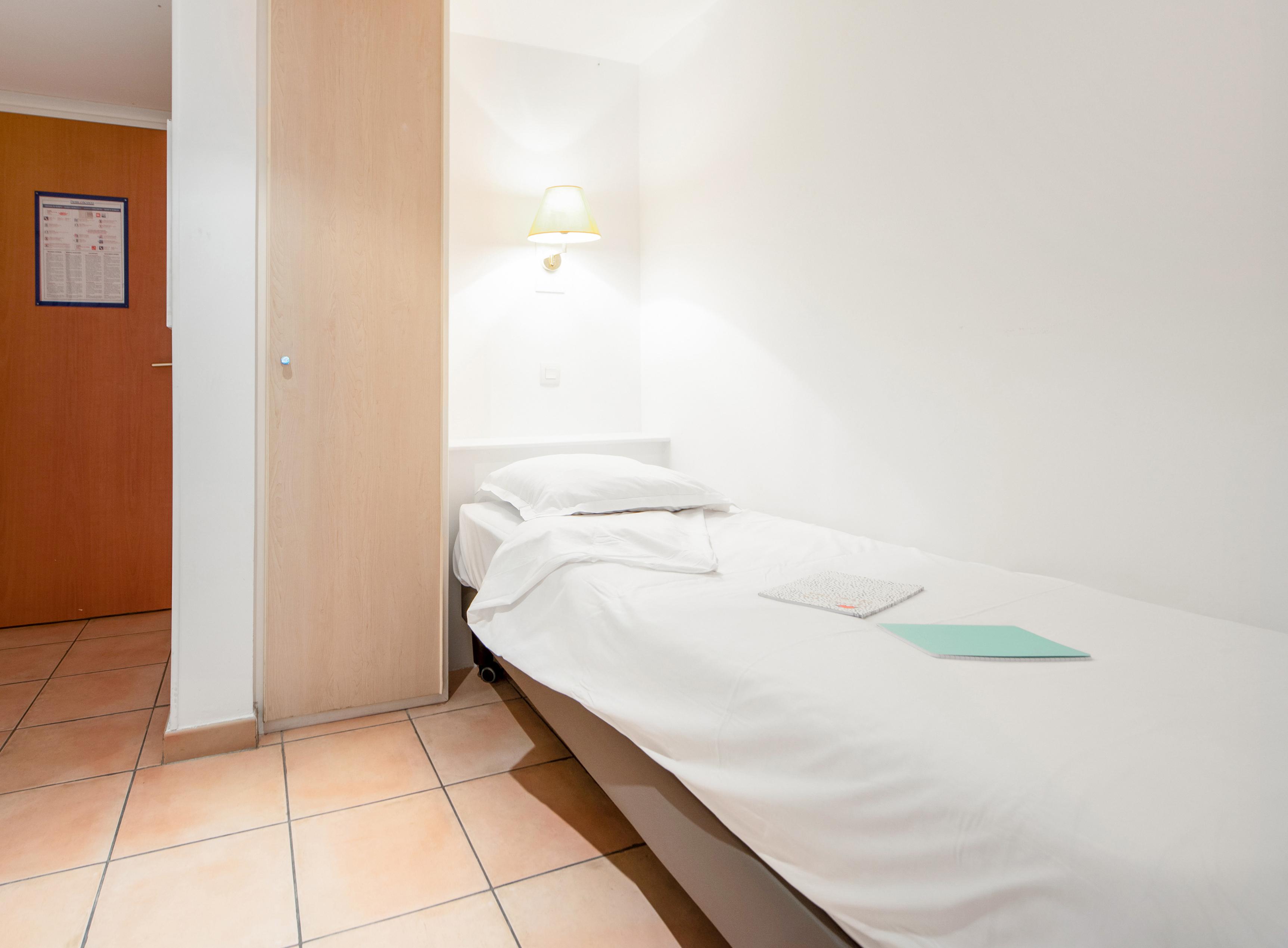 Residence Pierre & Vacances Les Rivages Du Parc Ментона Екстериор снимка
