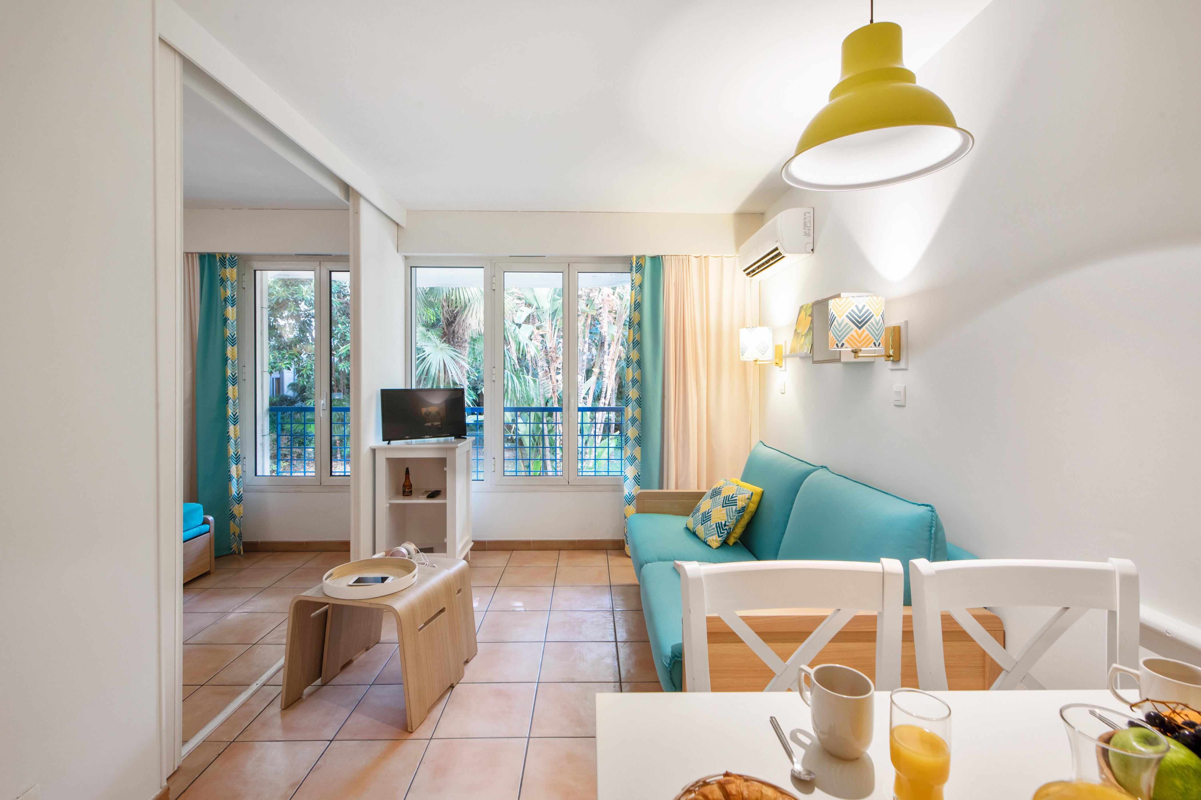 Residence Pierre & Vacances Les Rivages Du Parc Ментона Екстериор снимка