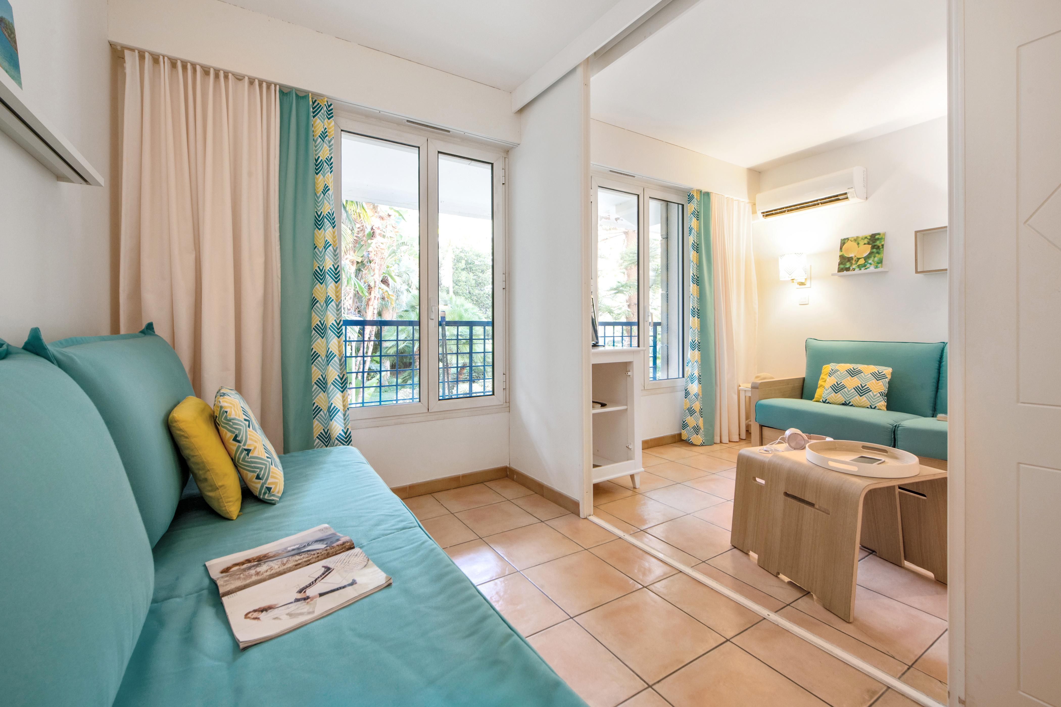 Residence Pierre & Vacances Les Rivages Du Parc Ментона Екстериор снимка