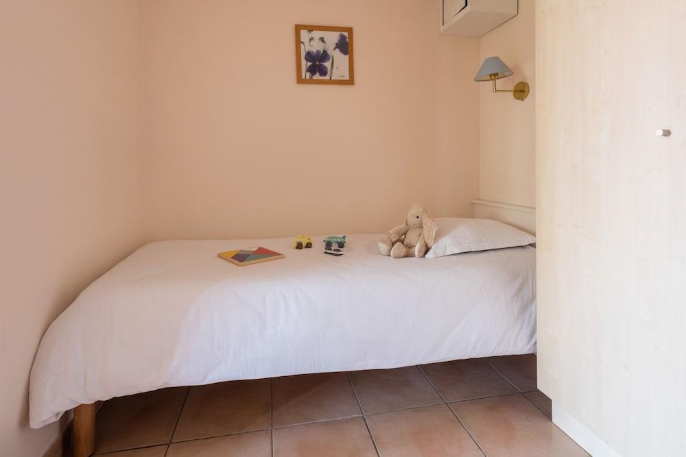 Residence Pierre & Vacances Les Rivages Du Parc Ментона Екстериор снимка