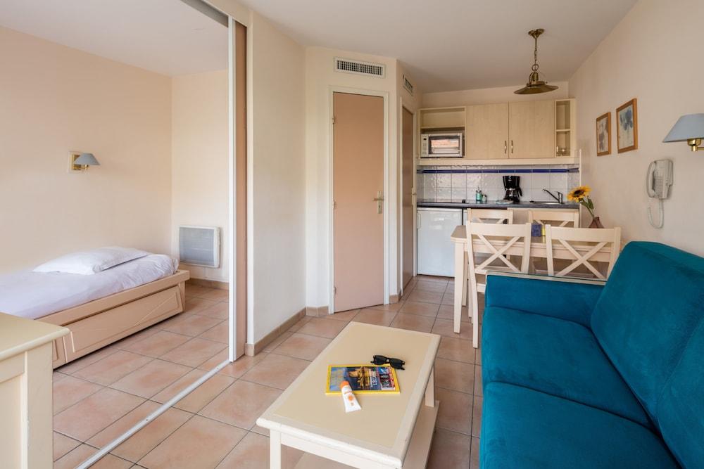 Residence Pierre & Vacances Les Rivages Du Parc Ментона Екстериор снимка