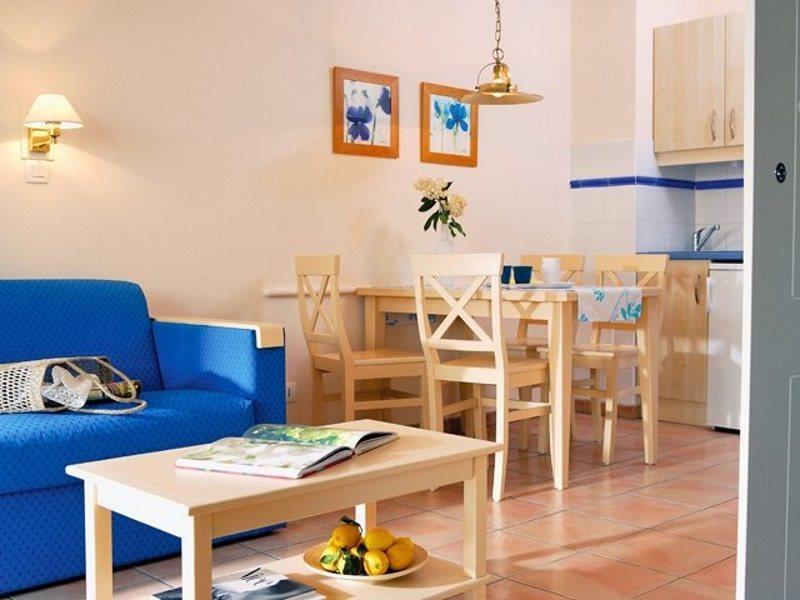 Residence Pierre & Vacances Les Rivages Du Parc Ментона Екстериор снимка