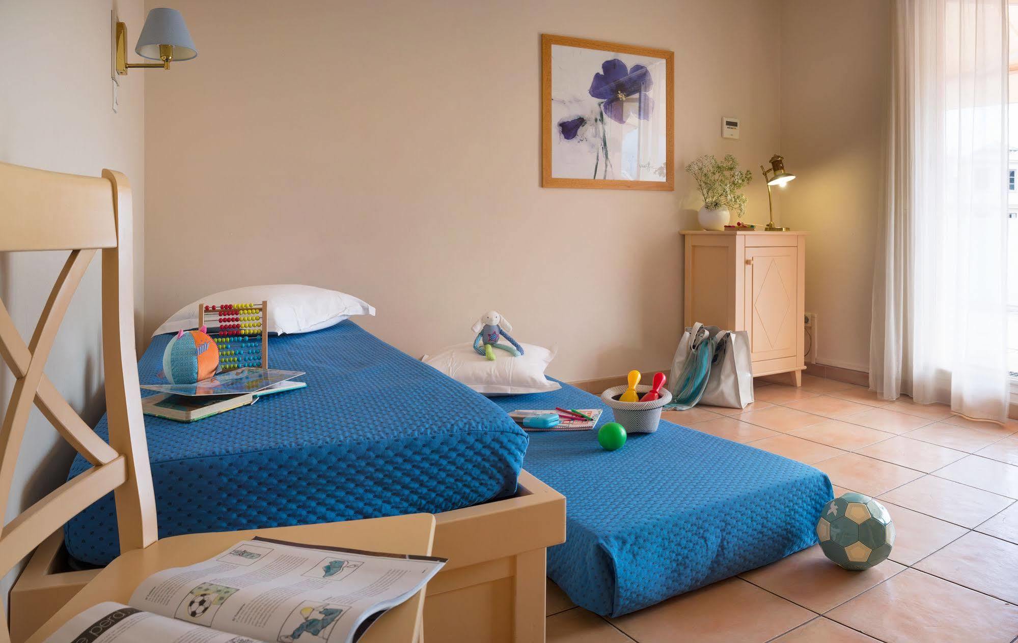 Residence Pierre & Vacances Les Rivages Du Parc Ментона Екстериор снимка